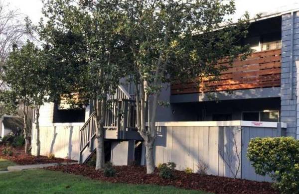 Apartments on Stony Brook · Santa Rosa