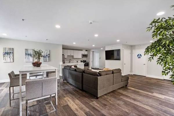 Apartments on San Pablo Ave · Richmond
