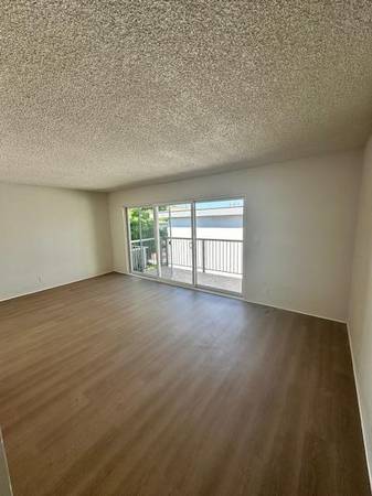 Beautifully Maintained Eichler-style Home In Desirable Lucas Valley With Hoa Pool And Tennis Courts photo 2