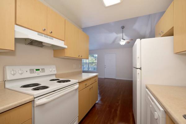 Houses on Stonehouse Drive · Napa photo 4