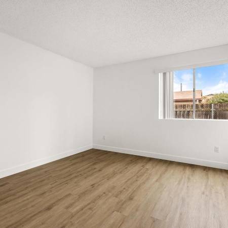 1BR/1BA Apartment · San Mateo photo 2