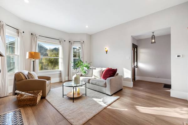 115 Cuvier St photo 5