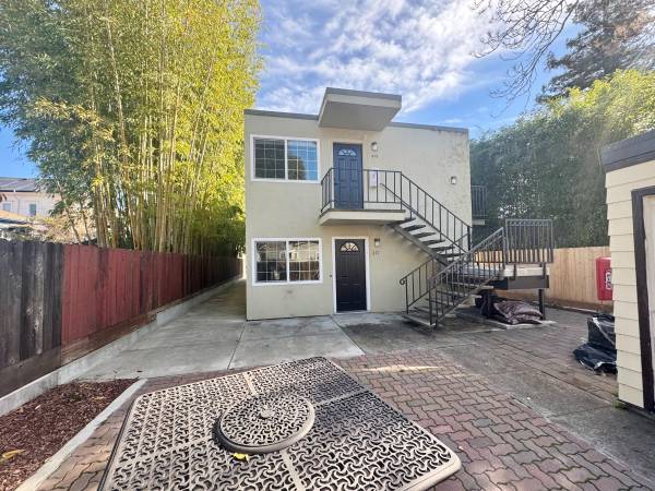 1BR/1BA Apartment on Cross Street · Napa