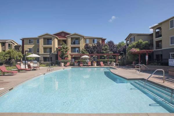 Apartments on Valle Vista Ave · Vallejo