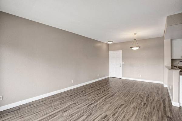 Apartments on Funny Cide Street · Napa