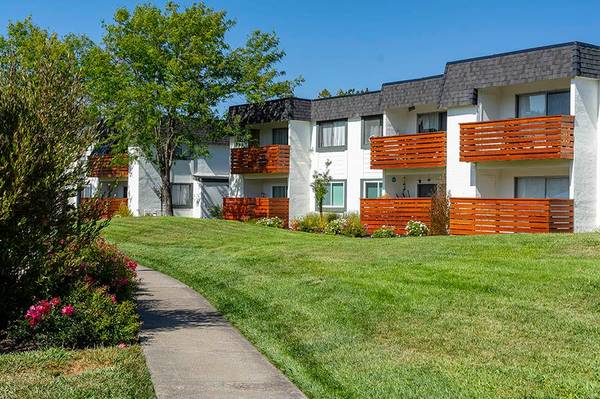 1BR/1BA Apartment on Santa Alicia Drive · Rohnert Park