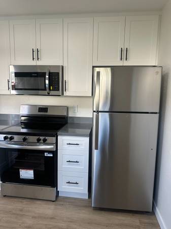 Plum Street Garden Apartments photo 2