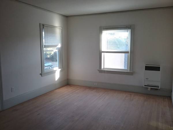 1BR/1BA Apartment · Berkeley photo 3