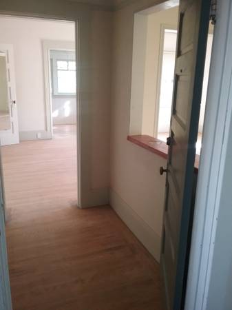 1BR/1BA Apartment · Berkeley photo 2