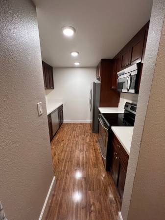 2BR/2BA Condo · Antioch photo 5