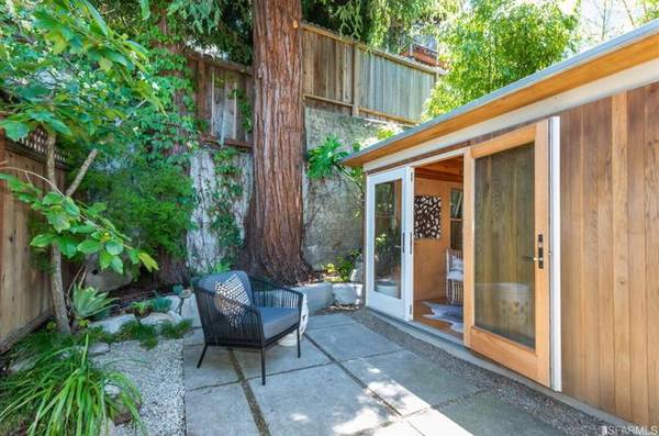 1BR/1BA Single Family House on Arkansas St · San Francisco photo 3