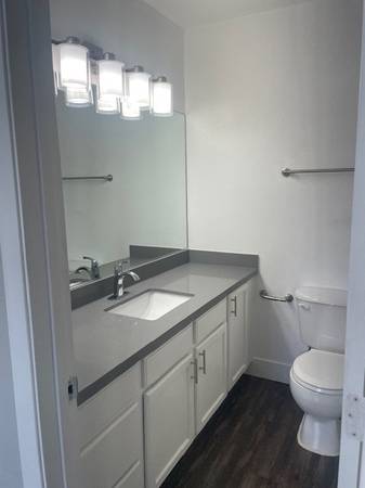 2BR/1BA Apartment · El Sobrante photo 3