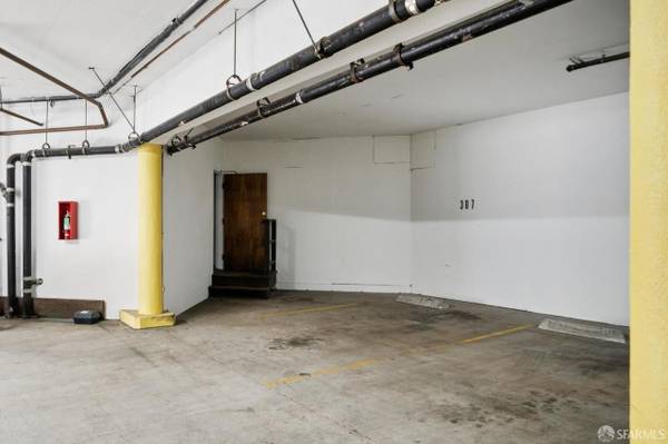 Glas Haus Apartments photo 2