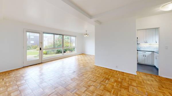 1BR/1BA Townhouse on Gonzalez Drive · San Francisco