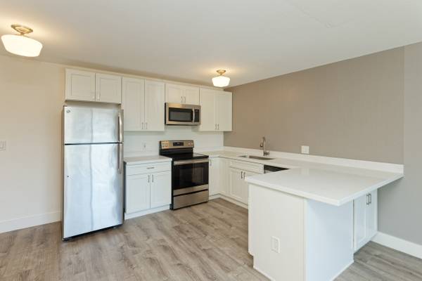 1BR/1BA Apartment · San Leandro photo 5