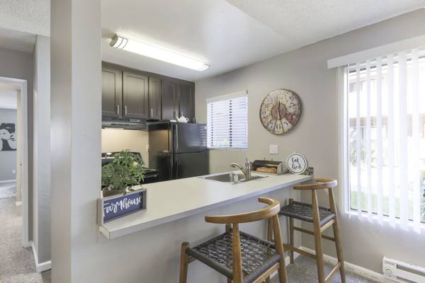 Lofts on San Leandro Boulevard · San Leandro photo 4