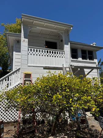 1BR/1BA Single Family House on Ross St · San Rafael photo 2