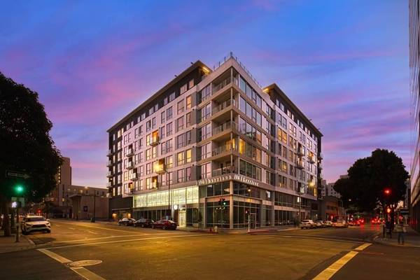 Apartments on Harrison St · Oakland