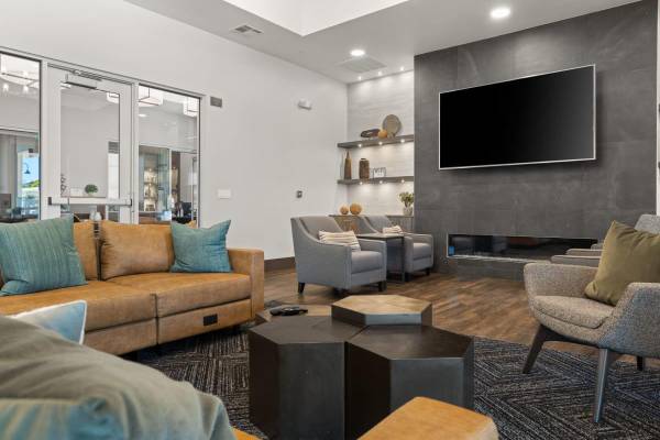 Apartments on Carlson Avenue · Rohnert Park photo 3