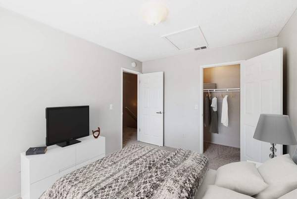 Apartments on Burt St. · Santa Rosa photo 5