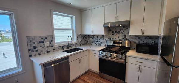2BR/2BA Apartment · San Francisco photo 4