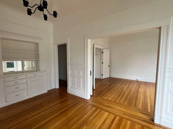 2BR/1BA Apartment · San Francisco photo 4