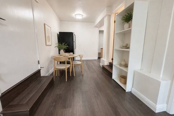 2BR/1BA Apartment · San Francisco photo 5
