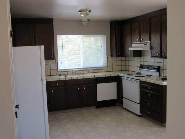 2BR/1BA Apartment · Sunnyvale
