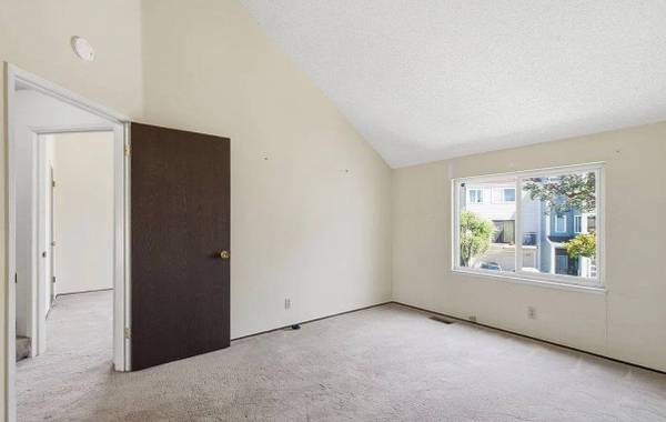 3BR/2BA Condo · San Francisco photo 2