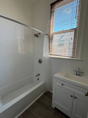 2BR/1BA Apartment · San Francisco photo 4