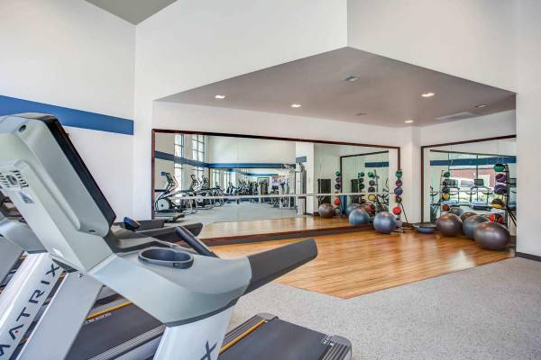 Apartments on Franklin St · Redwood City photo 4
