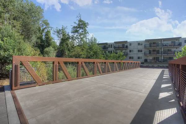 2BR/1BA Apartment · Walnut Creek photo 4