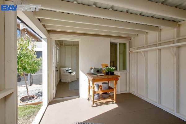 2253 Clinton Ave Alameda, CA 94501 photo 2