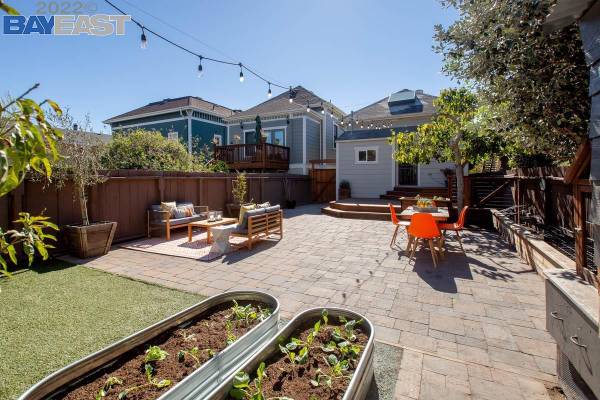 2253 Clinton Ave Alameda, CA 94501 photo 4