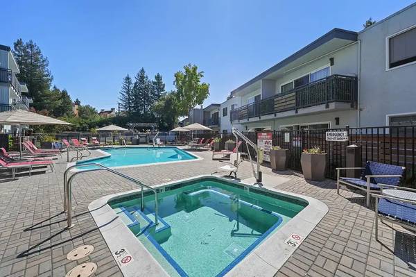 1BR/1BA Apartment · Walnut Creek photo 3