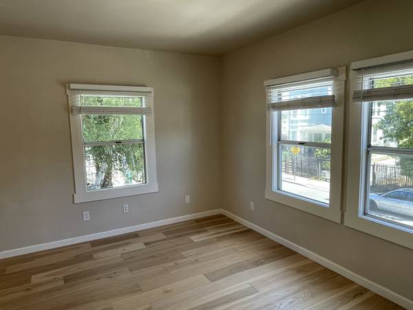 Apartments on Filbert St · Oakland photo 5