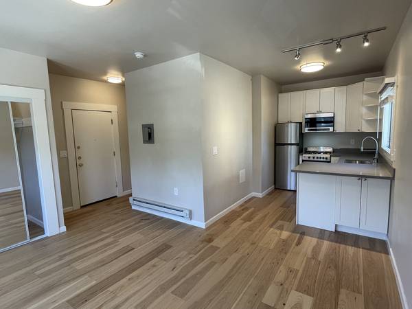 Apartments on Filbert St · Oakland photo 3