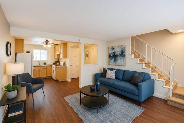 2BR/2BA Townhouse on Washington Ave · San Lorenzo
