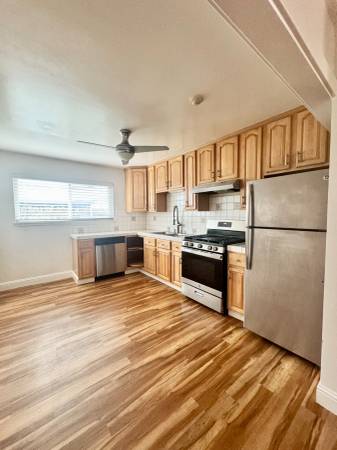 2BR/1BA Apartment on Sonoma Ave · Santa Rosa