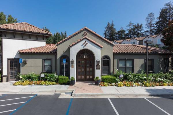 Townhouses on Saratoga Ave · San Jose