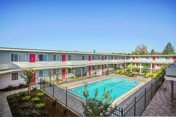 Apartments on Santa Maria Avenue · Hayward photo 4