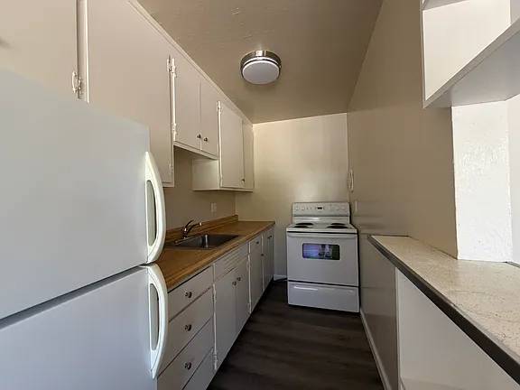 2800 Nicol Avenue, Oakland, CA 94602 photo 2