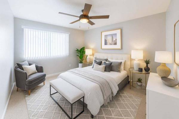 Apartments on Silva Ave · Hayward photo 5
