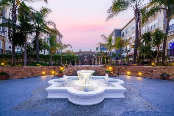 Townhouses on Santana Row · San Jose