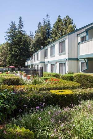 Apartments on Irvington Ave · Fremont
