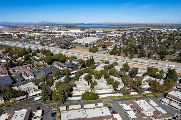 Condos on San Jose Drive · Antioch