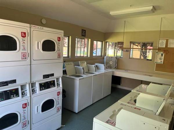 Apartments on Bluebell Dr · Livermore