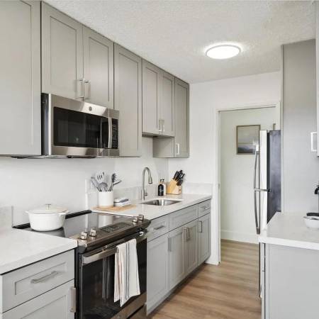 Apartments on Central Ave · Alameda photo 4