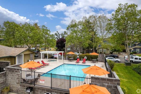 Apartments on Meadow Way · Santa Rosa