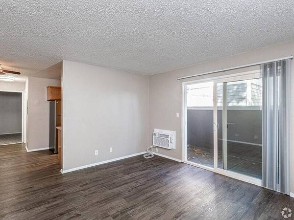 Apartments on Peach Tree Drive · Fairfield